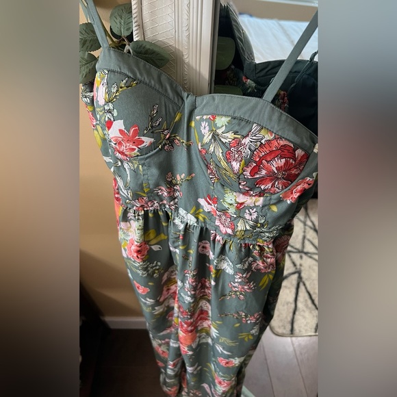 B.O.G Collective Jumpsuit - Picture 3 of 12